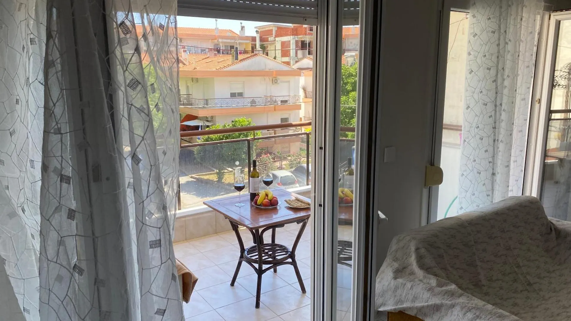 Apartment On The Beach Neo Epivates